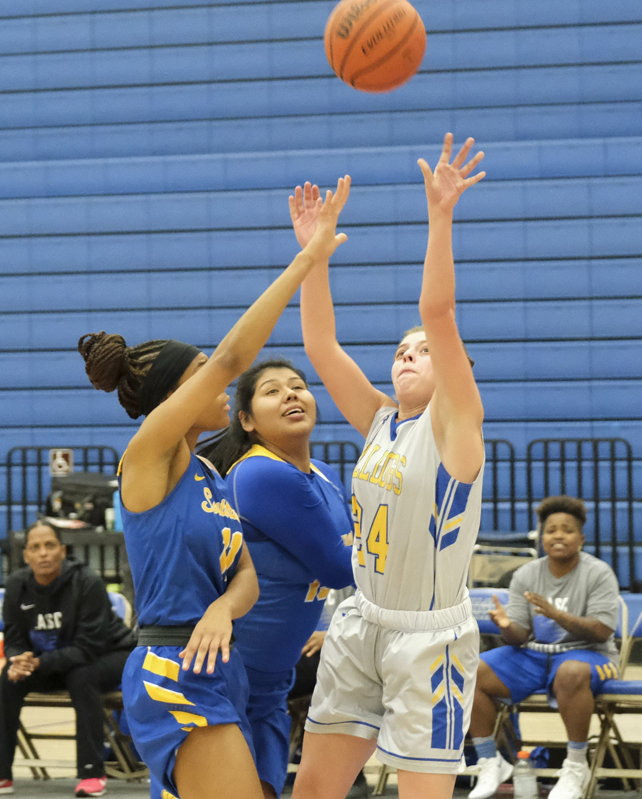 010519 LA Southwest at Hancock 02.jpg
